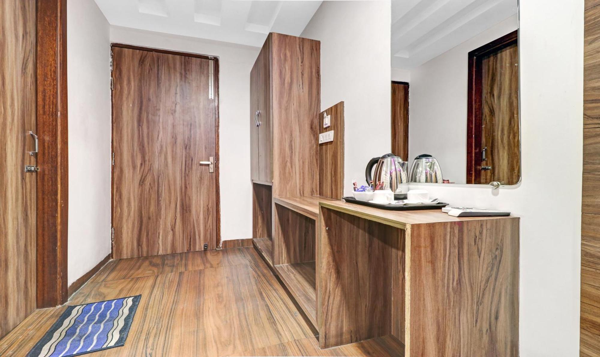 Itsy Hotels Unique - Near Railway Station Αμριτσάρ Εξωτερικό φωτογραφία
