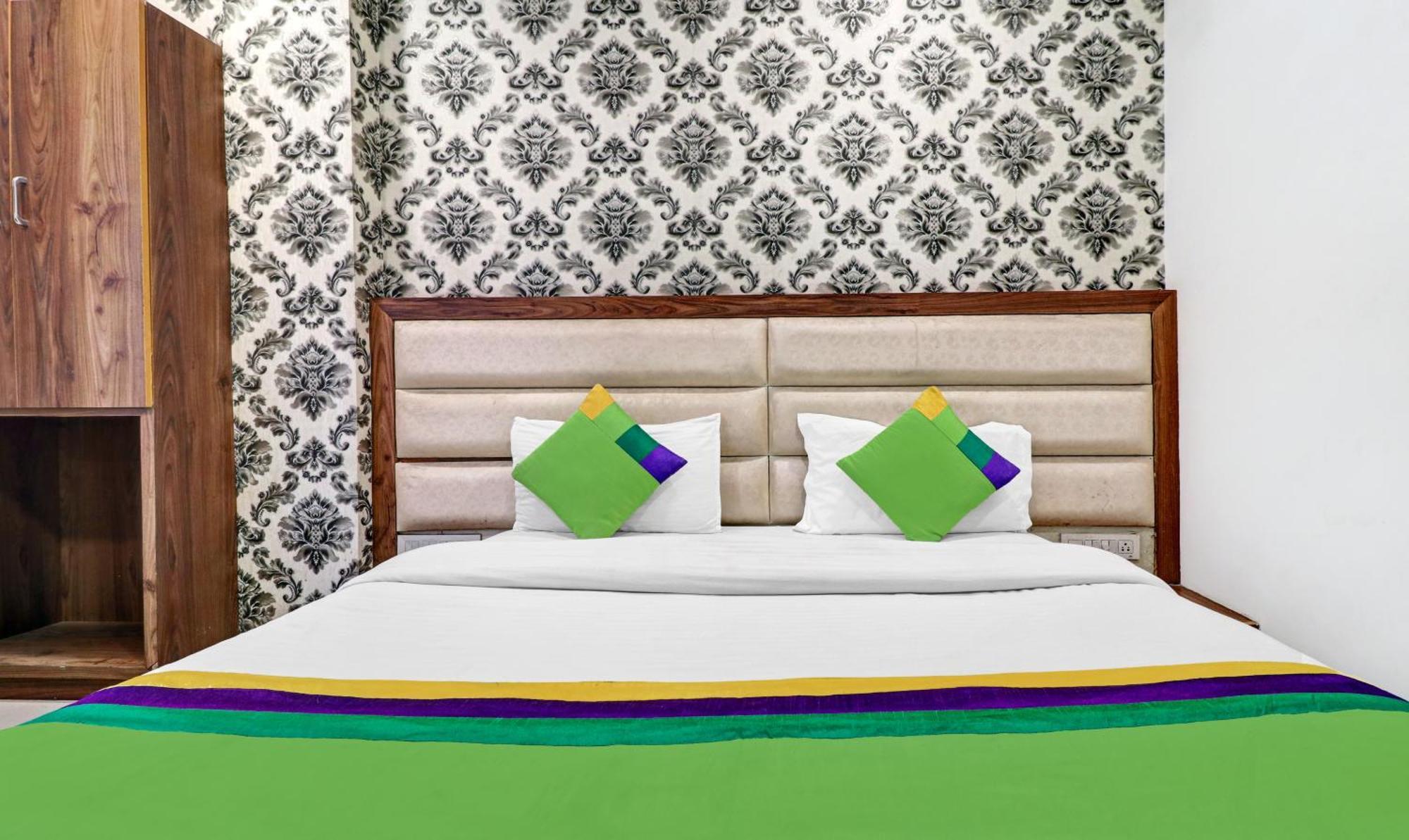 Itsy Hotels Unique - Near Railway Station Αμριτσάρ Εξωτερικό φωτογραφία