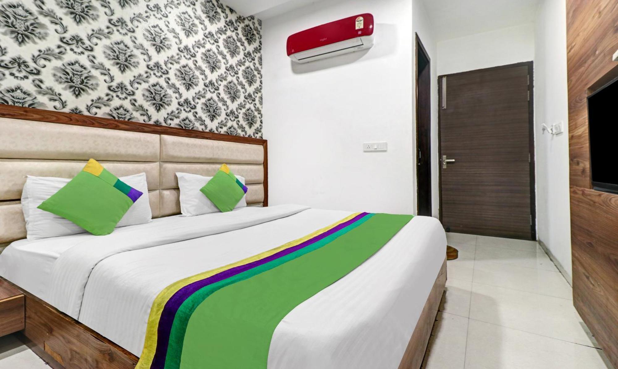 Itsy Hotels Unique - Near Railway Station Αμριτσάρ Εξωτερικό φωτογραφία
